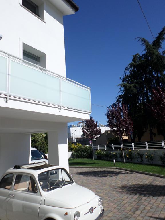 H5-5h Luxury Alojamento de Acomodação e Pequeno-almoço *
